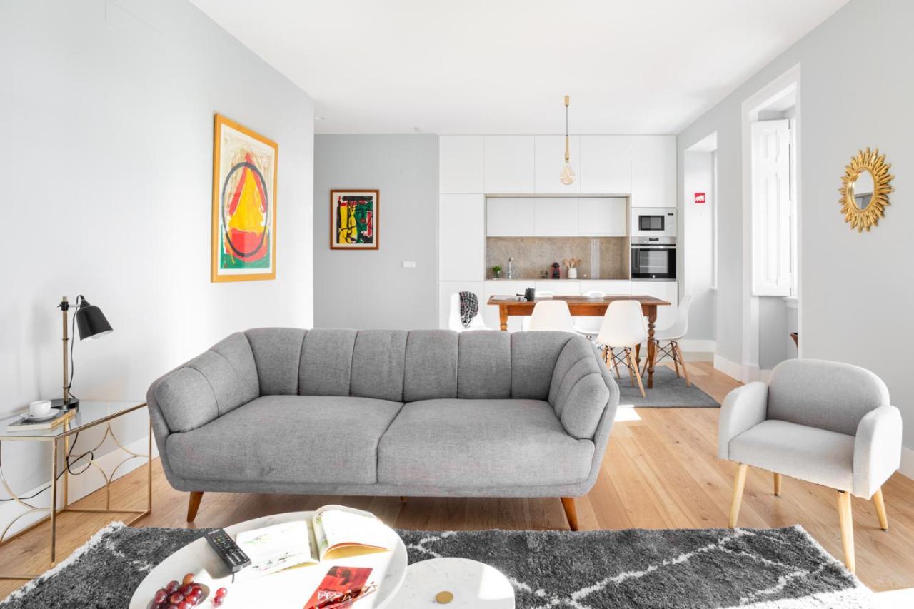 Appartement Joivy Marvelous 3-bed With Astonishing View And Terrace, Nearby St George Castle